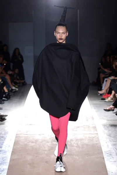 Look 14